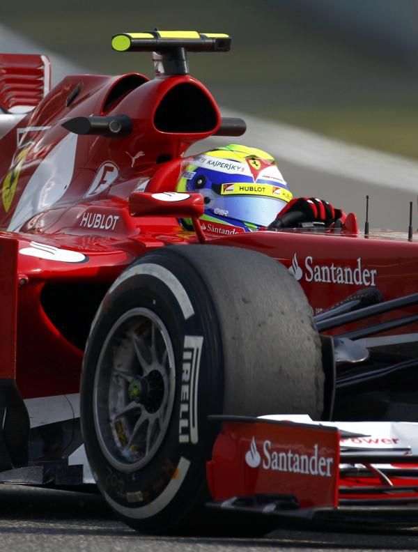 2013-04-12t081052z_899754657_sr1e94c0mpj3b_rtrmadp_3_motor-racing-prix_reuters