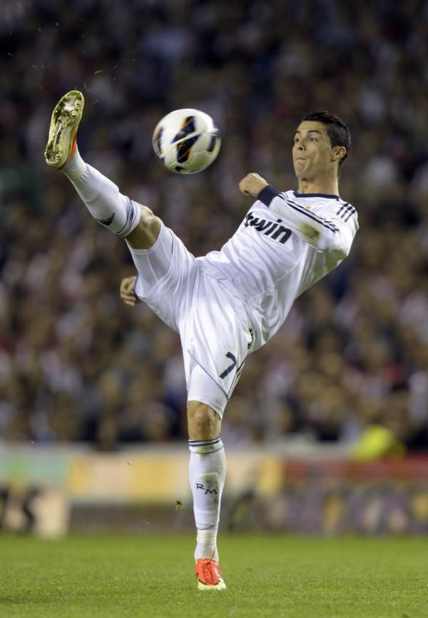 2013-04-14t202327z_88831479_gm1e94f0c0x01_rtrmadp_3_soccer-spain_reuters