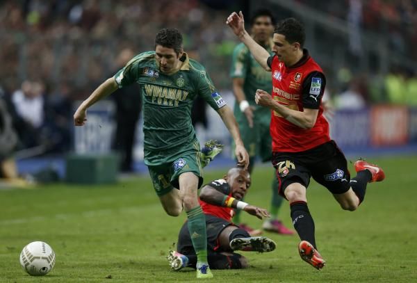 2013-04-20t203638z_2105084329_lr1e94k1l8sv9_rtrmadp_3_soccer-france_reuters