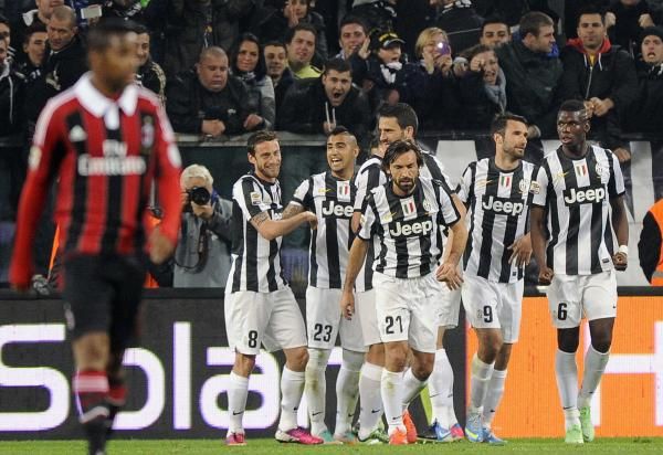 2013-04-21t202742z_146545484_gm1e94m0caq01_rtrmadp_3_soccer-italy_reuters