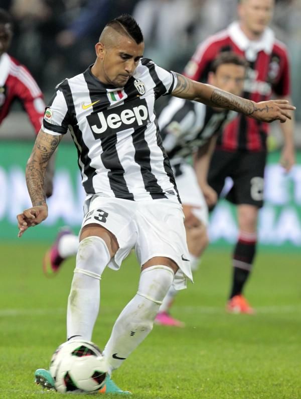 2013-04-21t201839z_317191161_gm1e94m0bwj01_rtrmadp_3_soccer-italy_reuters
