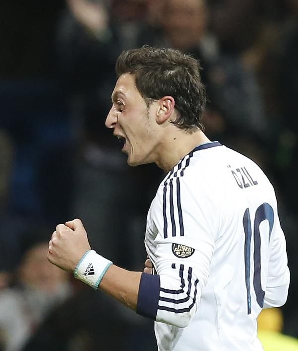 2012-12-01t223832z_409752974_gm1e8c20ie701_rtrmadp_3_soccer-spain_reuters