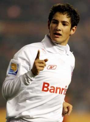 أليكساندر بـاتـو...هل يكون الامير الجديد للفريق الملكي؟