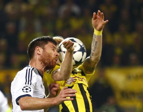 2013-04-24t203130z_1064303909_lr1e94o1l08nb_rtrmadp_3_soccer-champions_reuters