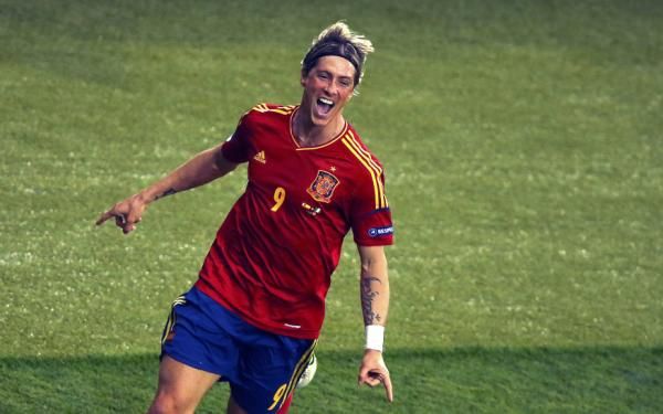 2012-07-01t203606z_1286623954_lm2e8711l7z01_rtrmadp_3_soccer-euro_reuters