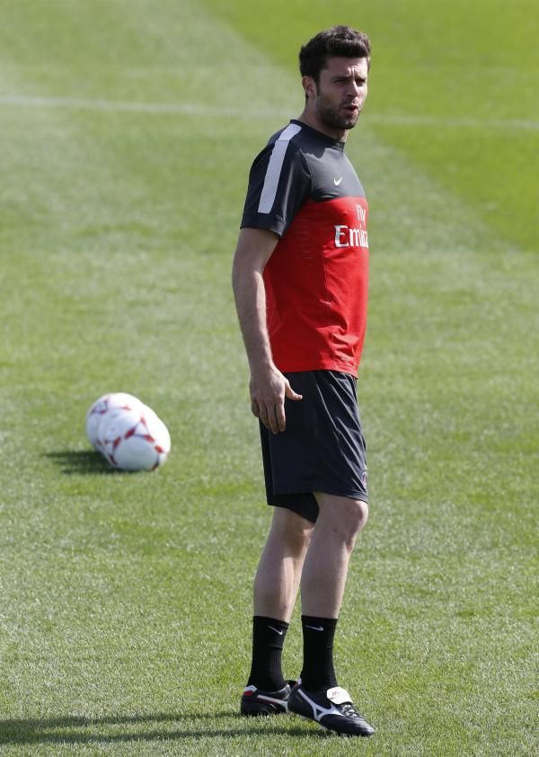 2012-12-29t095116z_1936497882_gm1e8ct1djz01_rtrmadp_3_soccer_reuters