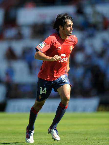 أليخاندرو أريباس لاعب أوساسونا