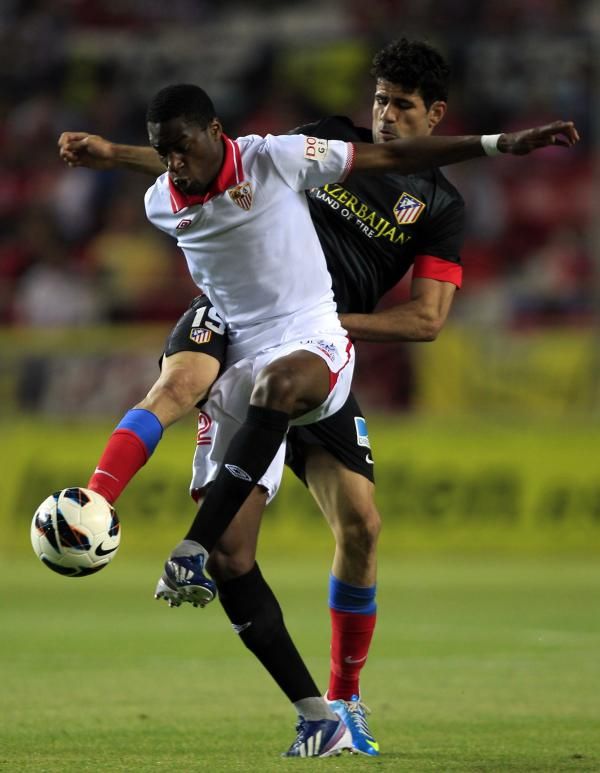 2013-04-21t202154z_1710636686_gm1e94m0c1t01_rtrmadp_3_soccer-spain_reuters