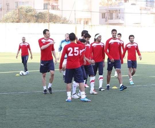 جانب من تدريب الكويت في بيروت