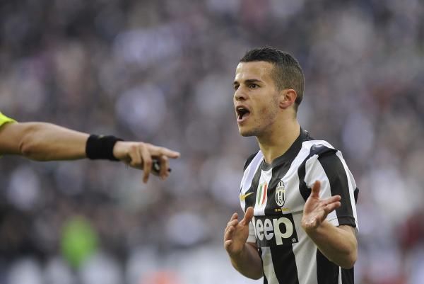 2013-03-10t151308z_1593561679_gm1e93a1sf801_rtrmadp_3_soccer-italy_reuters