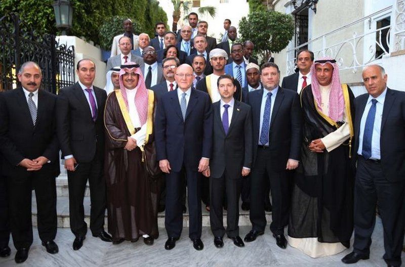 وزراء الشباب والرياضة العرب في صورة جماعية بعد الإجتماع