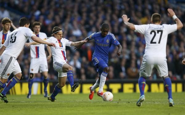 2013-05-02t193150z_758112086_lr1e9521i8sip_rtrmadp_3_soccer-europa_reuters