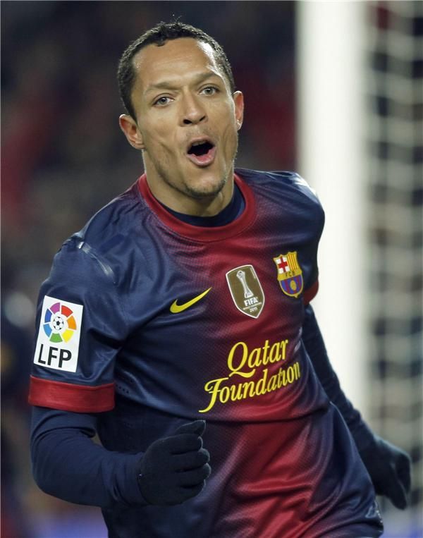 أدريانو كوريا