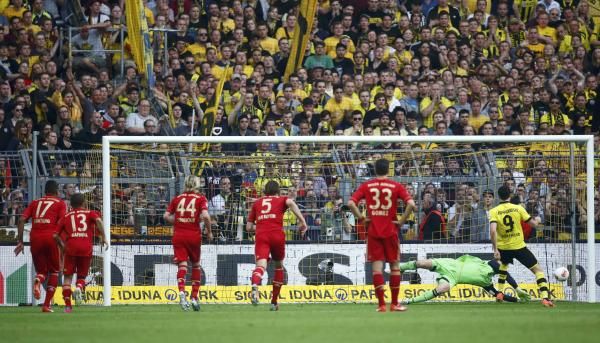 ركلة الجزاء التي أهدرها ليفاندوفسكي 