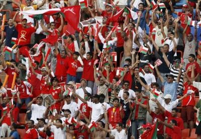 جانب من الجمهور العماني الذي حضر مبارة استراليا 