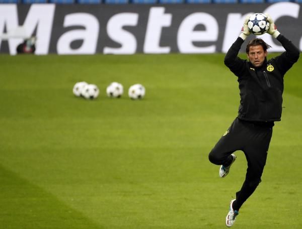 2013-04-29t175724z_2041611270_gm1e94u05dr01_rtrmadp_3_soccer-champions_reuters