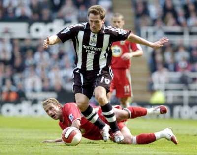 الـمـهـاجـم الإنـجـلـيـزي مـايـكـل أويــــــن