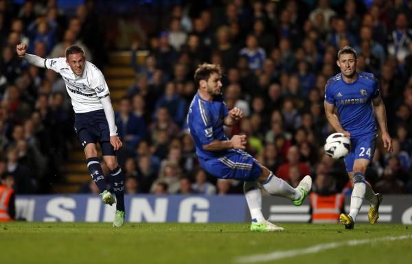 2013-05-08t203151z_511835838_gm1e9590ci001_rtrmadp_3_soccer-england_reuters