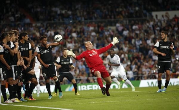 2013-05-08t201942z_2063998814_gm1e9590byu01_rtrmadp_3_soccer-spain_reuters