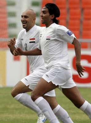 نشأت أكرم ينطلق فرحا بالهدف العراقي الأول