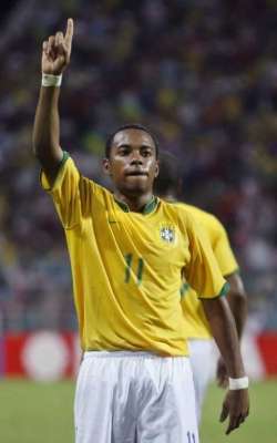 الـبـرازيـلــي روبـيـنـيــو