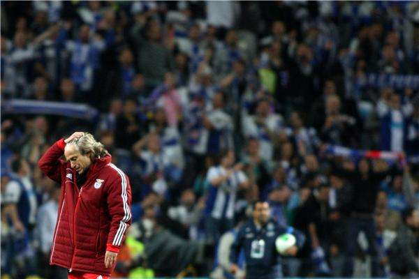 مدرب بنفيكا لا يصدّق نفسه