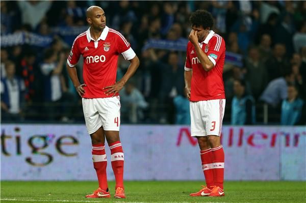 الذهول على وجوه لاعبي بنفيكا