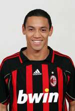 البرازيلي ريكاردو أوليفيرا 