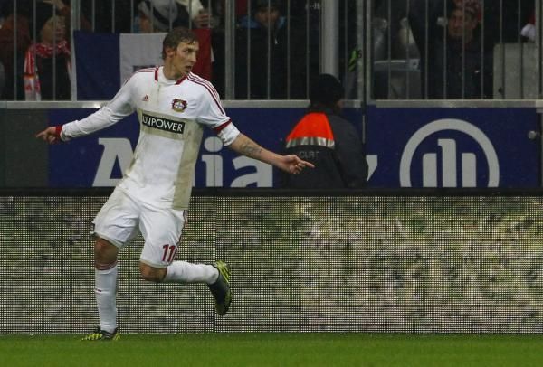 2012-10-28t175203z_1860730478_bm2e8as1g9501_rtrmadp_3_soccer-germany_reuters