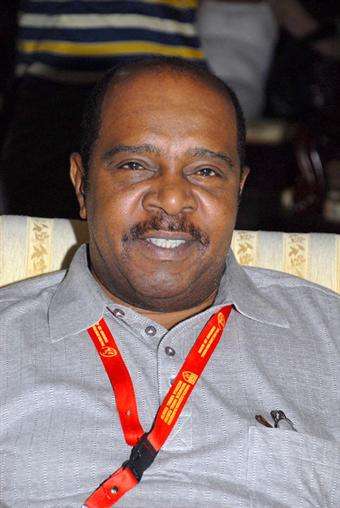 رئيس الاتحاد الكويتي لكرة اليد ناصر بومرزوق