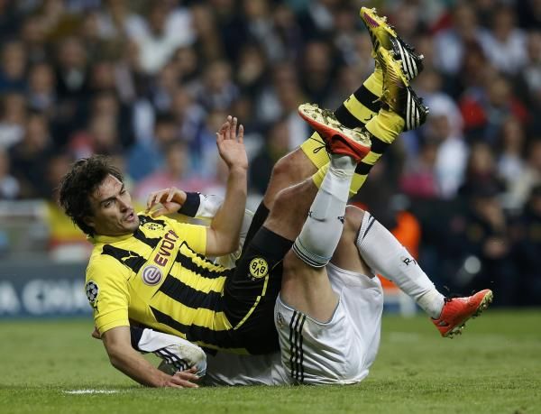 2013-04-30t192957z_1876427607_lr1e94u1i5m0x_rtrmadp_3_soccer-champions_reuters
