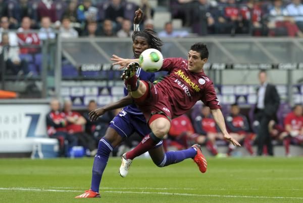 2013-05-19t134249z_1785997873_gm1e95j1nxg01_rtrmadp_3_soccer-belgium_reuters