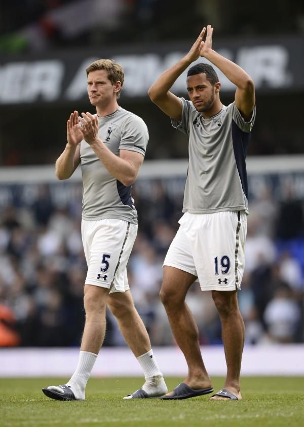 2013-05-19t175040z_952839636_gm1e95k04wf02_rtrmadp_3_soccer-england_reuters