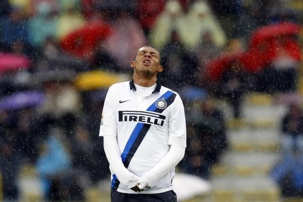2012-10-28t162842z_936887921_gm1e8at019101_rtrmadp_3_soccer-italy_reuters