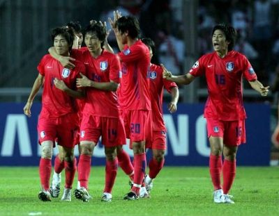 المنتخب الكوري هزم إندونيسيا وأعلن تأهله هو الآخر