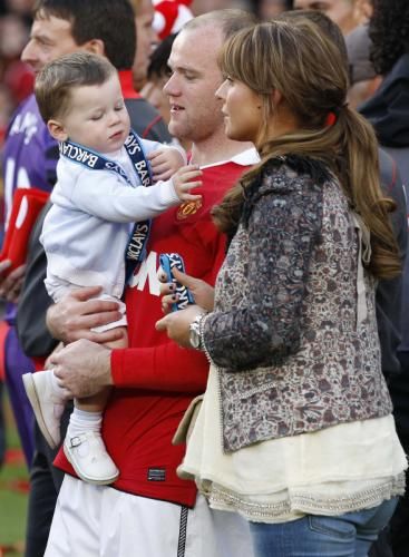 2011-05-222011-05-22t181458z_01_pnn50_rtridsp_3_soccer-england_reuters