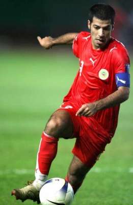 طلال يوسف ختم رحلته الدولية وأعلن اعتزاله