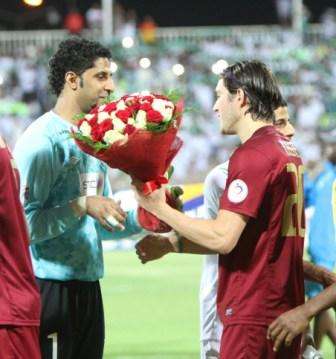 فاجنر يهدي المسيليم باقة ورد