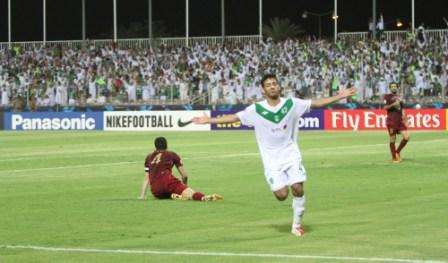 بصاص يحتفل بهدفه في مرمى الجيش