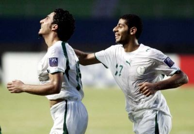 عبدالرحمن القحطاني يحتفل بالهدف رقم 50 في تاريخ السعودية ببطولات آسيا