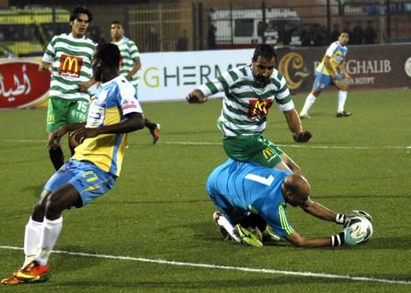 لقطة سابق بين فريقي الاسماعيلي و الانتاج الحربي