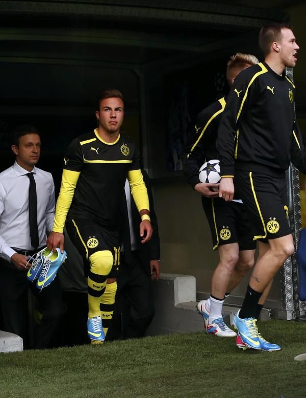 2013-04-24t182703z_842690899_lr1e94o1f8tgm_rtrmadp_3_soccer-champions_reuters
