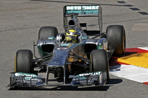 2013-05-23t154725z_989454703_lr2e95n17uqsw_rtrmadp_3_motor-racing-prix_reuters