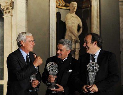 2011-12-05-00000103025322