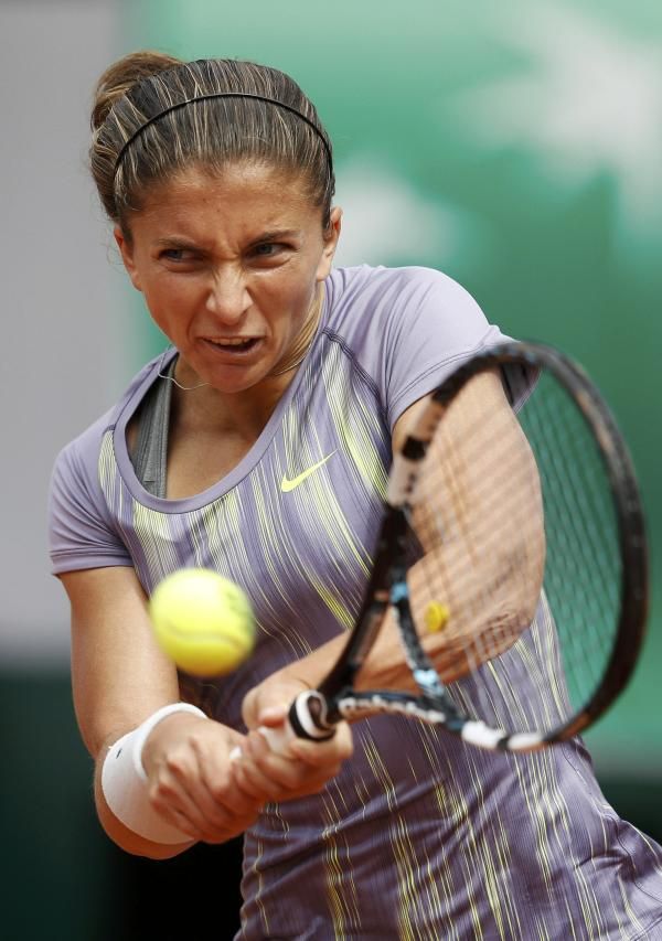2013-05-26t101132z_550812760_sr1e95q0sa28m_rtrmadp_3_tennis-open_reuters