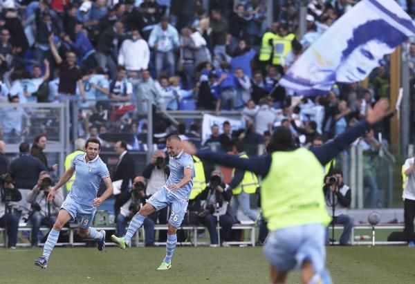 2013-05-26t175407z_415396203_gm1e95r057p01_rtrmadp_3_soccer-italy_reuters