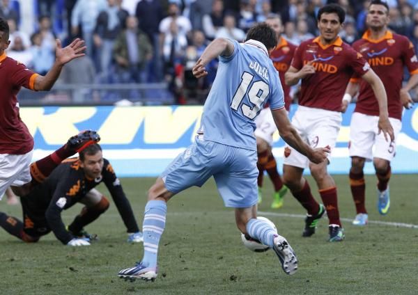 2013-05-26t175258z_566589498_gm1e95r055c01_rtrmadp_3_soccer-italy_reuters
