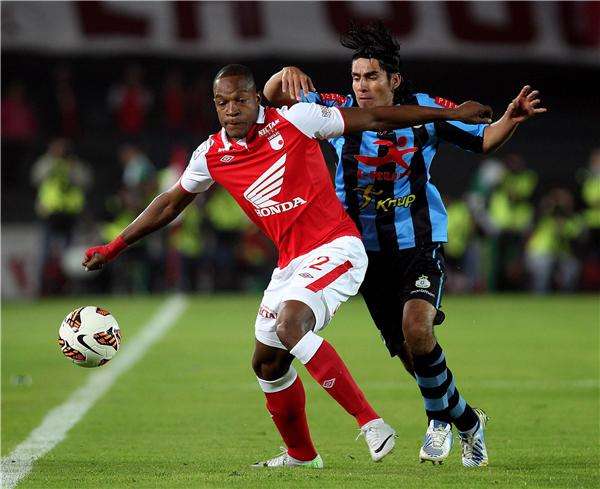 سانتا فيه تغلب على ضيفه ريال جارسيلاسو البيرواني بهدفين