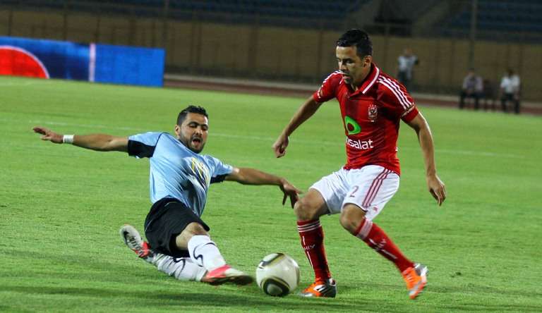 لقطة من مباريات الدوري المصري