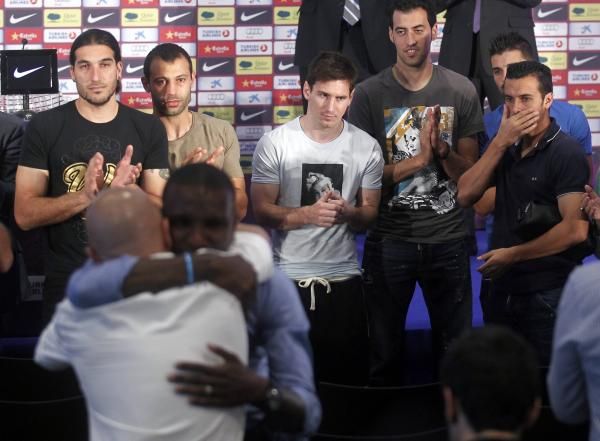 2013-05-30t125007z_1928245747_gm1e95u1lhk01_rtrmadp_3_soccer-spain-barcelona-abidal_reuters